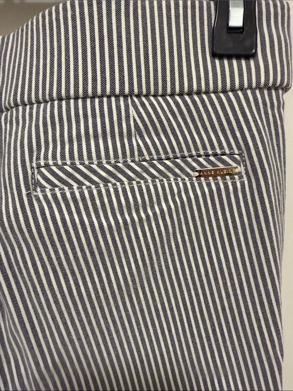 Anne Klein Black and White Striped stretch Pants - Size 4